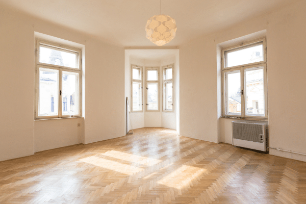 Effortless Apartment Cleanouts: How to Hire the Right Pros